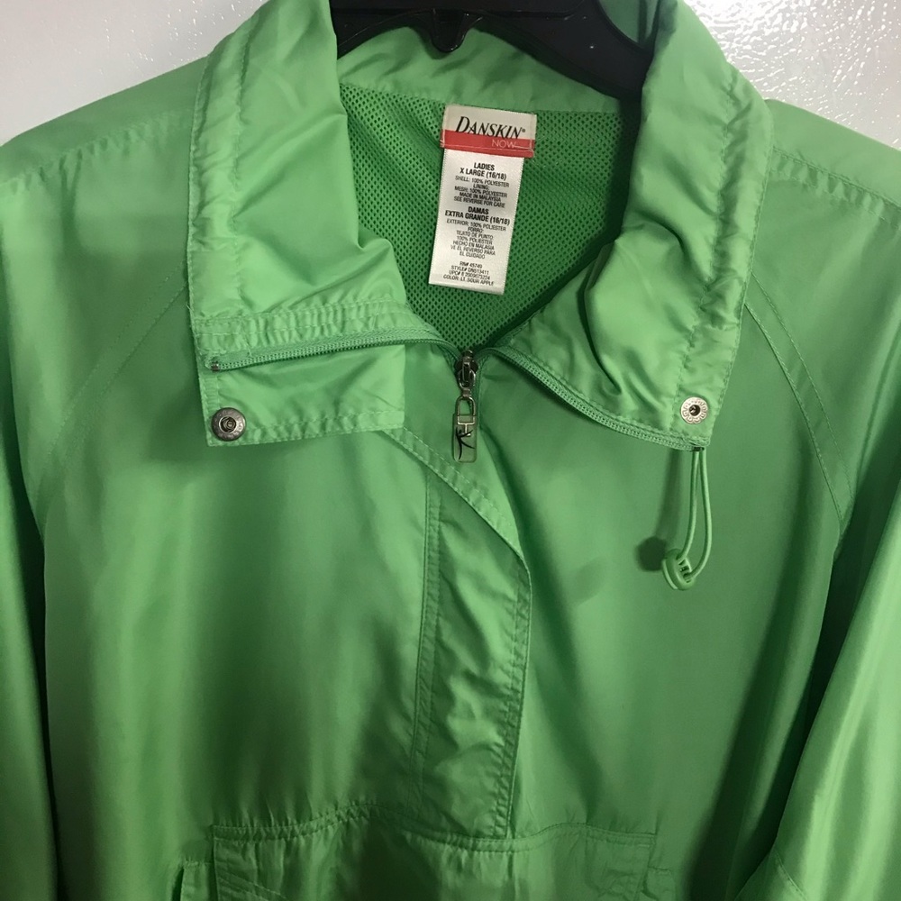 Danskin Light Jacket